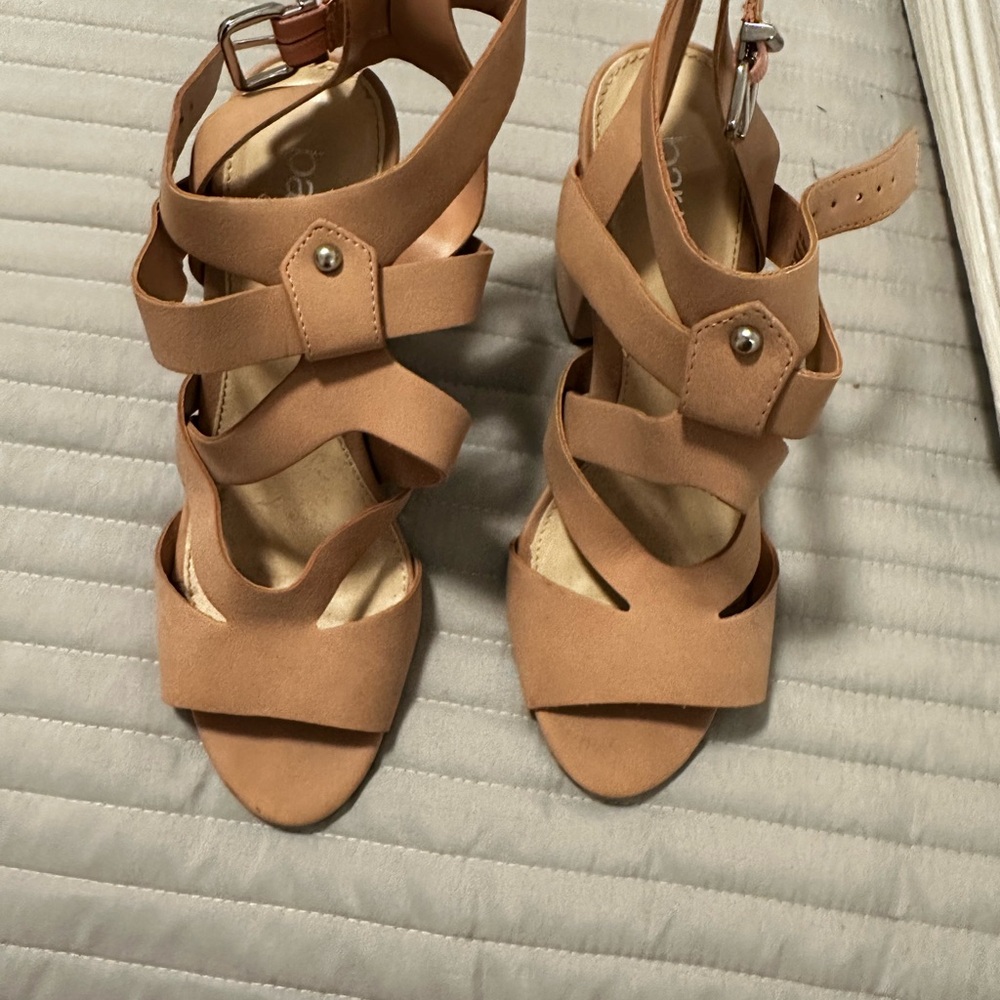 Bar III strappy heel